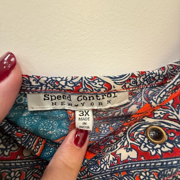 Speed Control Multicolor Patterned Garment - Picture 3 of 4